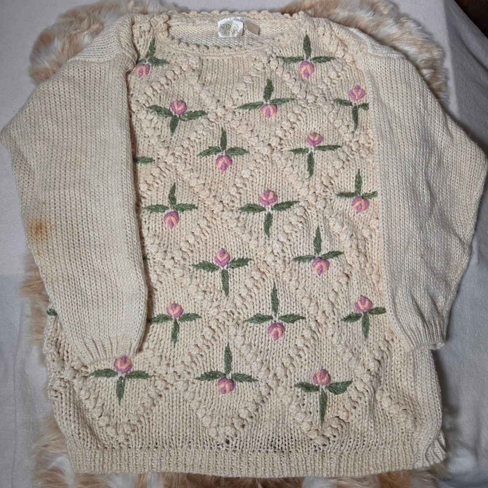 Needles & Yarn Vintage Floral Embroidered Popcorn Knit Sweater Cream Large